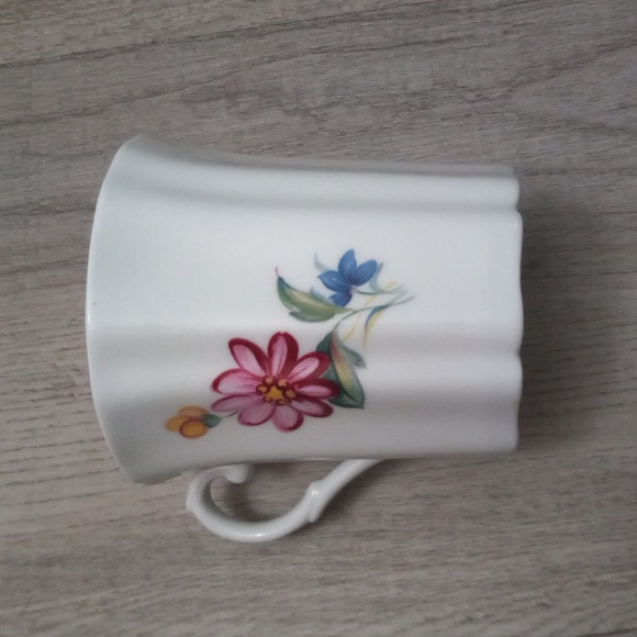 3 ROYAL GRAFTON 1950S MUGS - Picture 3 of 8